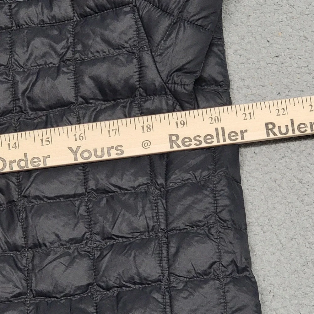 The North Face Jacket Mens Medium Gray ThermoBall Eco Quilted Insulated NF0A3Y3N